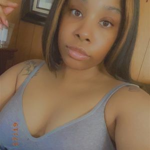 Meet your Posher, Nakiala